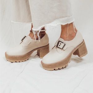 NIB Buckle Platform Loafers Sz 7